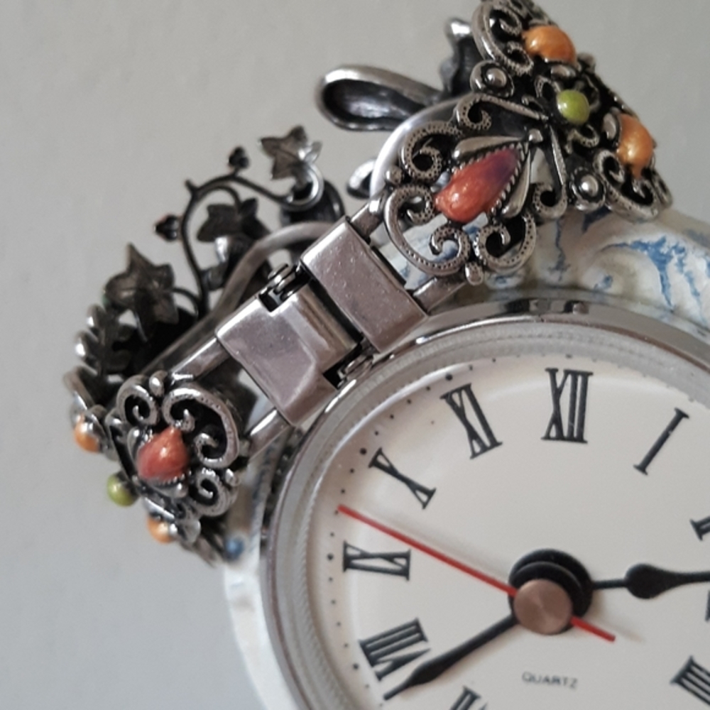 Kirks Folly Fall/Halloween Bracelet - Picture 7 of 12